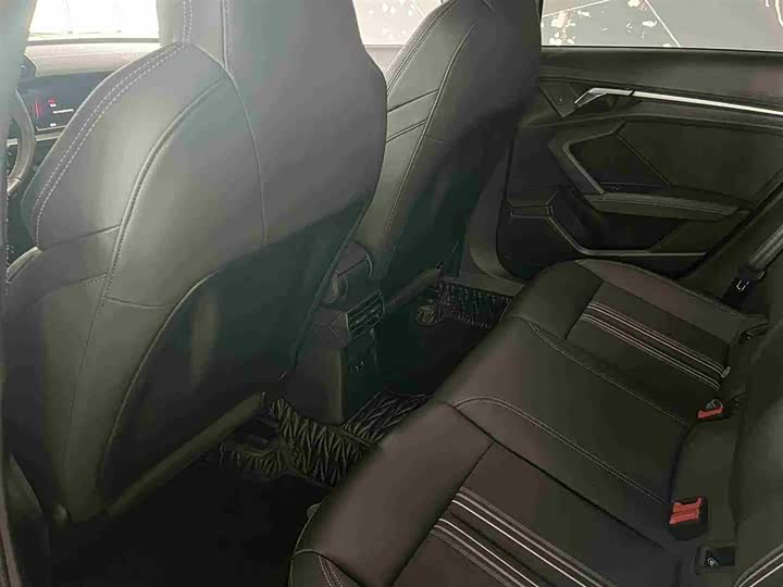 Фото 11 - Audi A3