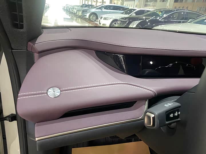 Фото 11 - Xiaomi SU7