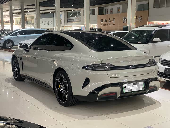 Фото 4 - Xiaomi SU7