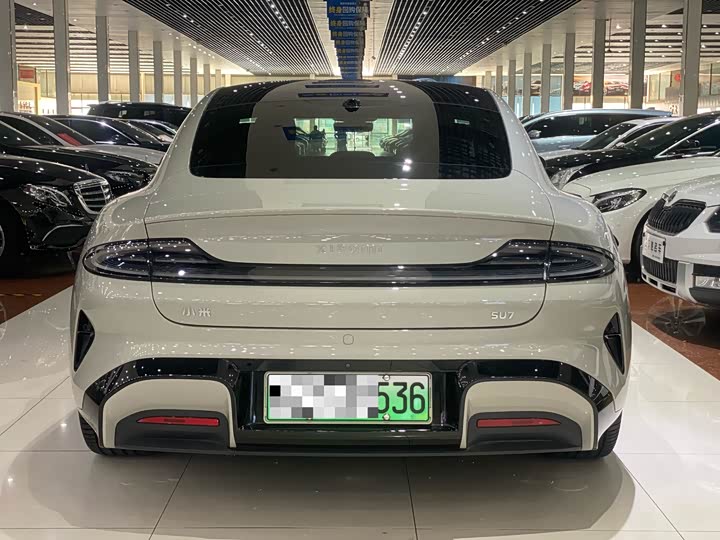 Фото 5 - Xiaomi SU7