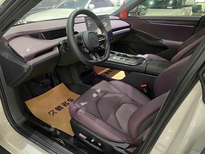 Фото 7 - Xiaomi SU7