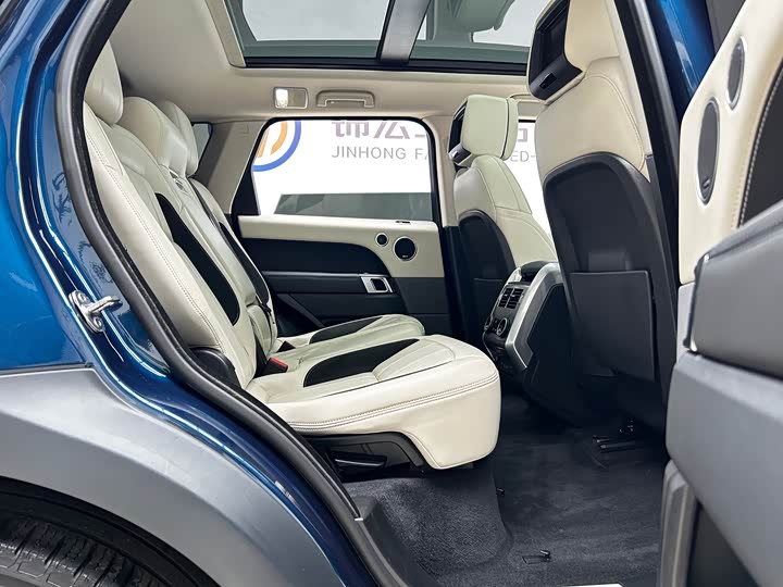 Фото 23 - Land Rover Range Rover Sport