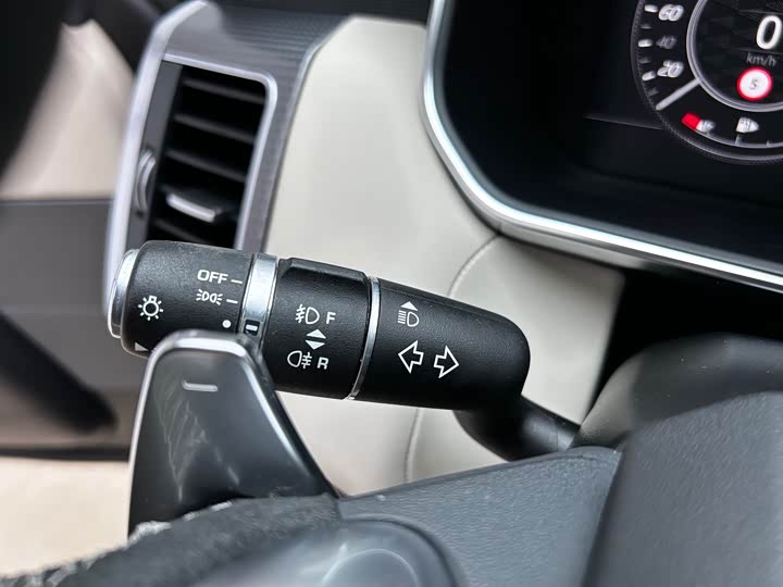 Фото 9 - Land Rover Range Rover Sport