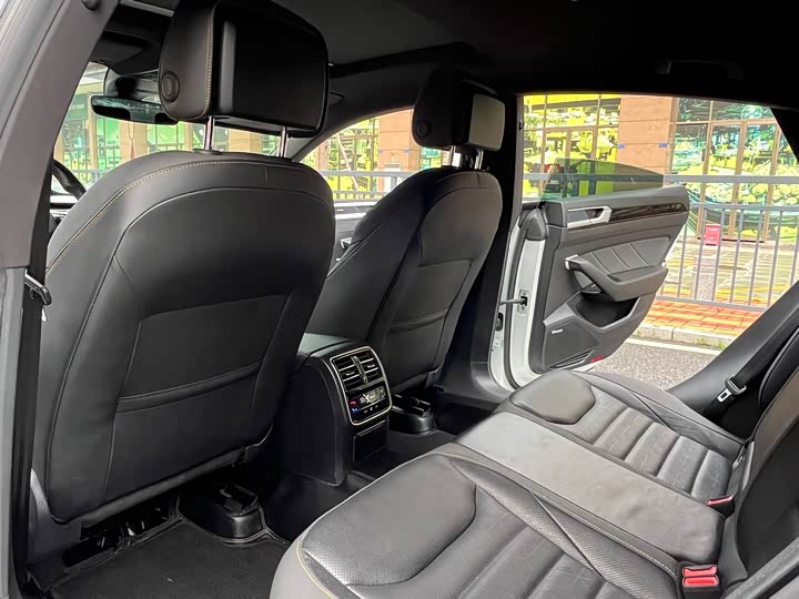 Фото 14 - Volkswagen CC