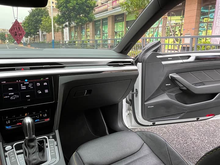 Фото 18 - Volkswagen CC