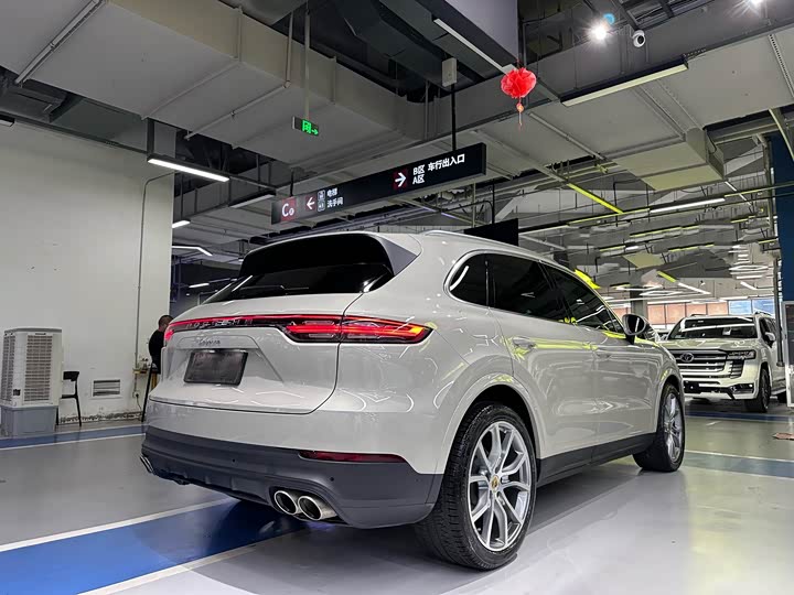 Фото 6 - Porsche Cayenne