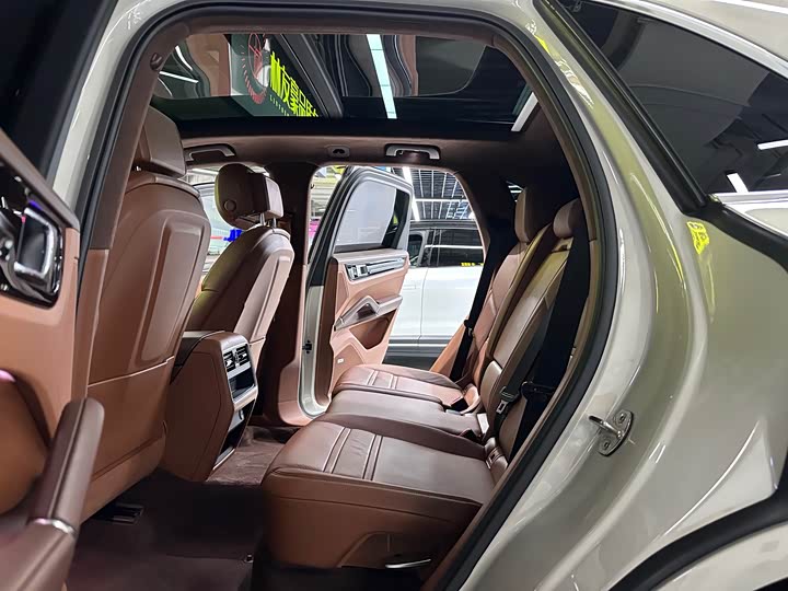 Фото 9 - Porsche Cayenne