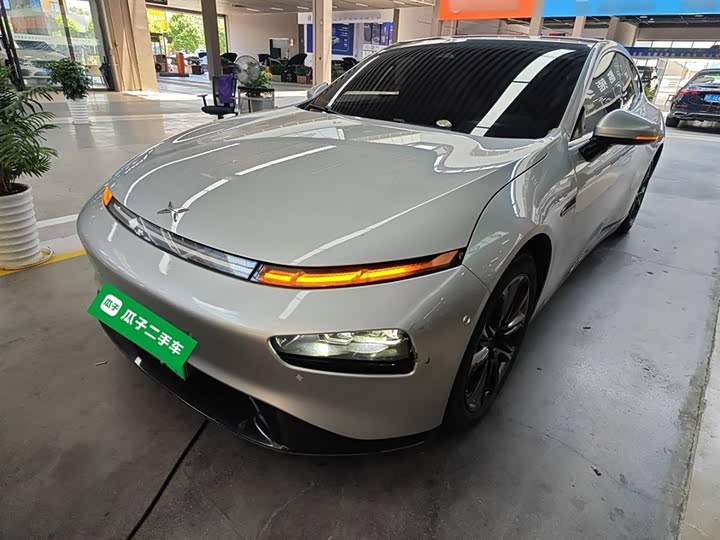 Фото 2 - XPeng P7