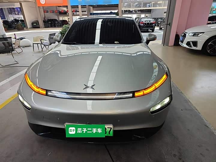 Фото 3 - XPeng P7