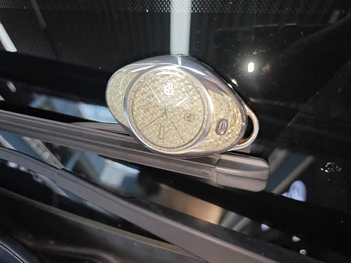 Фото 9 - XPeng P7