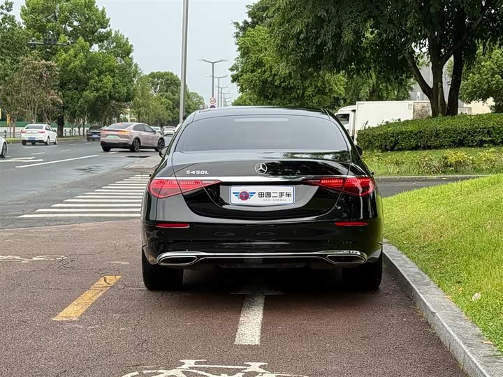 Фото 5 - Mercedes-Benz S-Class