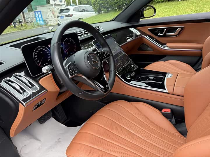 Фото 7 - Mercedes-Benz S-Class