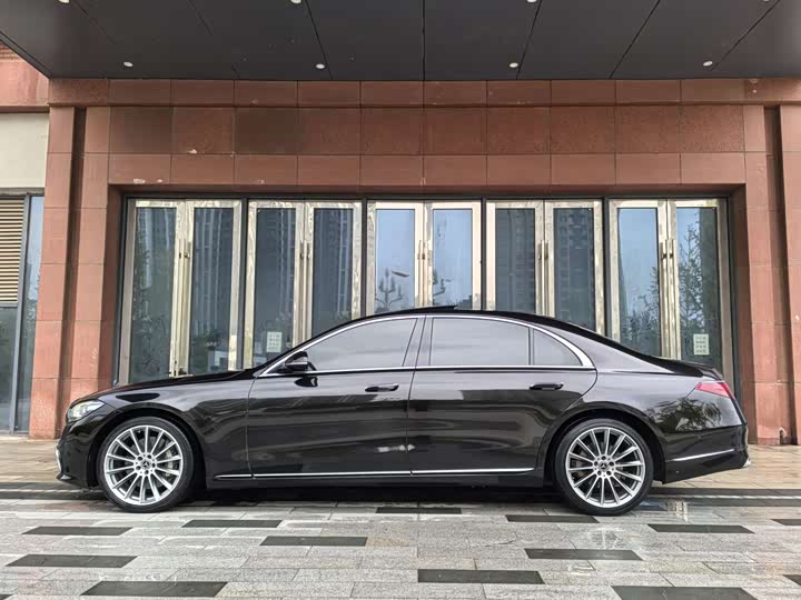 Фото 4 - Mercedes-Benz S-Class