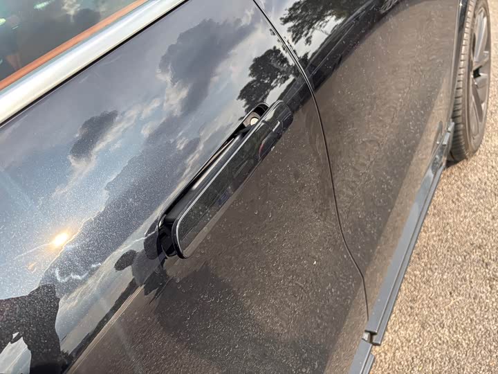 Фото 10 - LiXiang L9