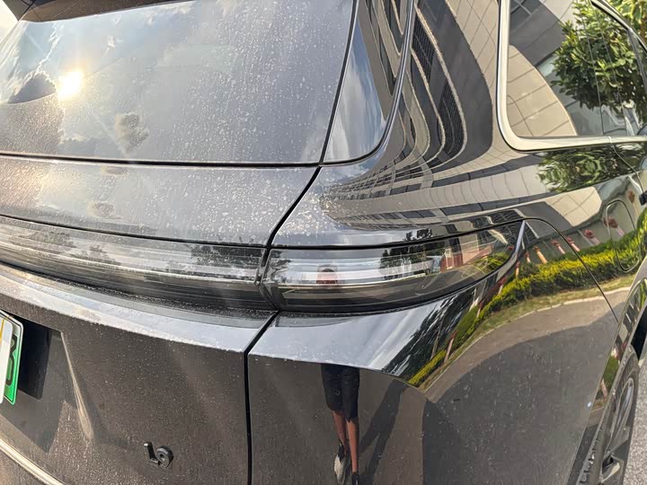 Фото 12 - LiXiang L9