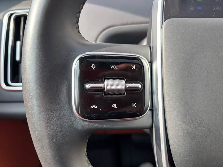 Фото 21 - LiXiang L9