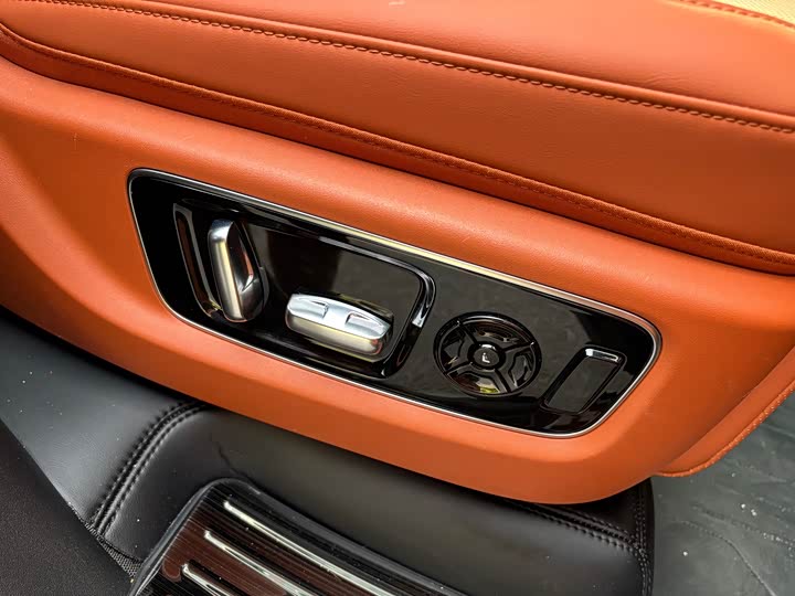 Фото 27 - LiXiang L9