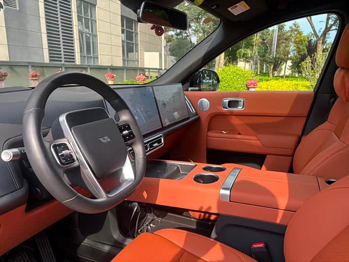 Фото 4 - LiXiang L9