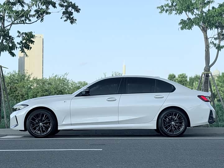 Фото 4 - BMW 3 Series