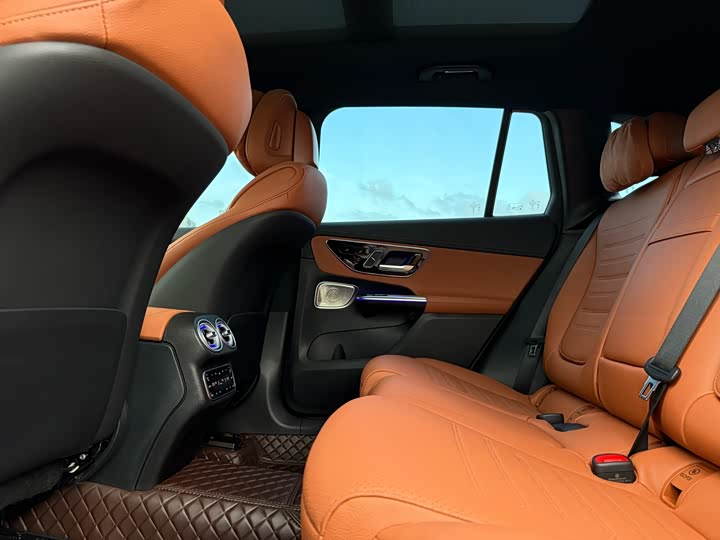 Фото 11 - Mercedes-Benz GLC-Class