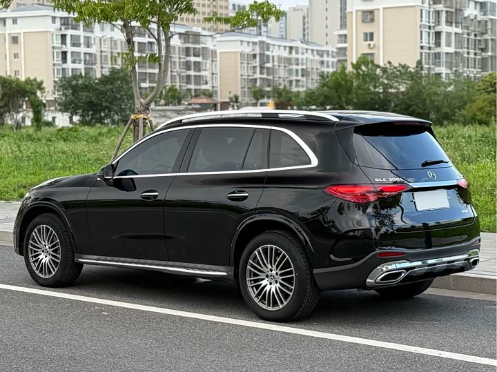 Фото 14 - Mercedes-Benz GLC-Class