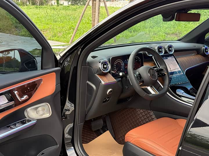 Фото 4 - Mercedes-Benz GLC-Class