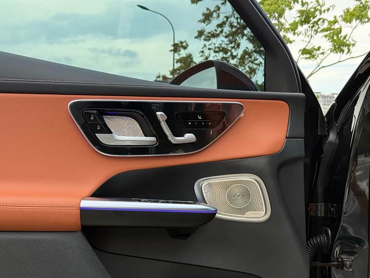 Фото 5 - Mercedes-Benz GLC-Class