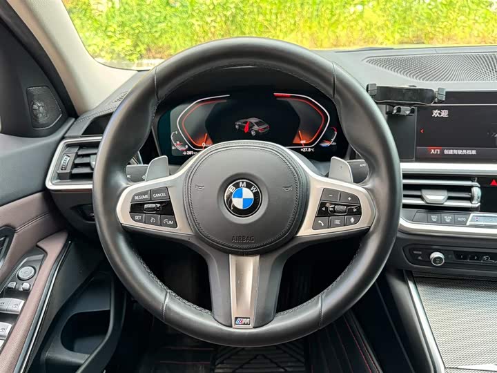 Фото 10 - BMW 3 Series