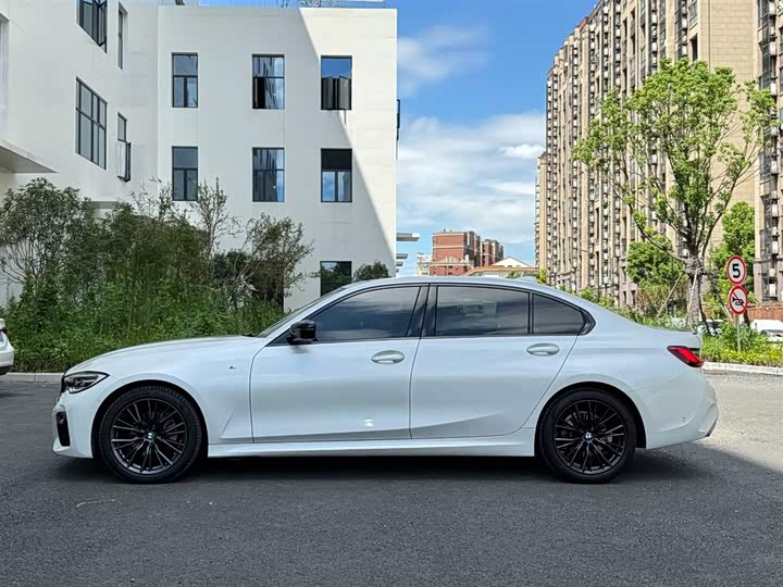 Фото 3 - BMW 3 Series