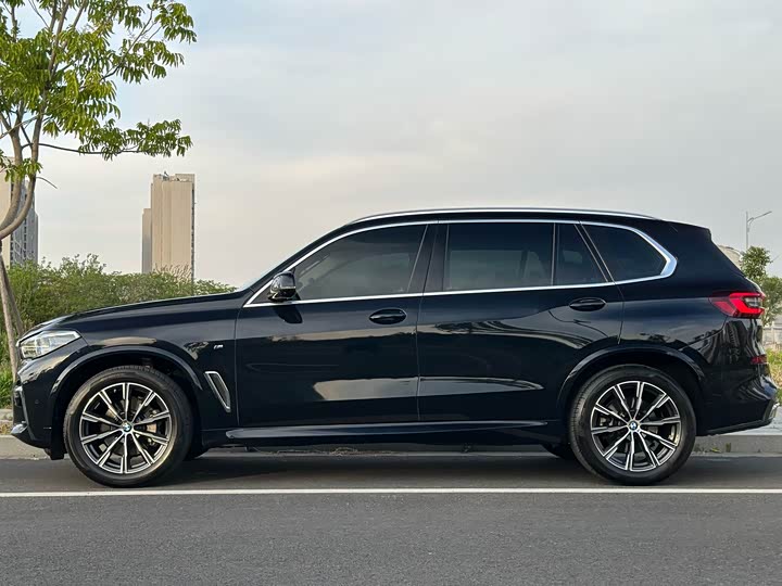 Фото 3 - BMW X5