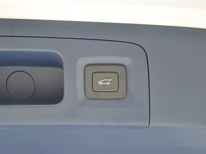 Фото 17 - Buick GL8 Hybrid