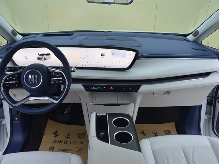 Фото 6 - Buick GL8 Hybrid