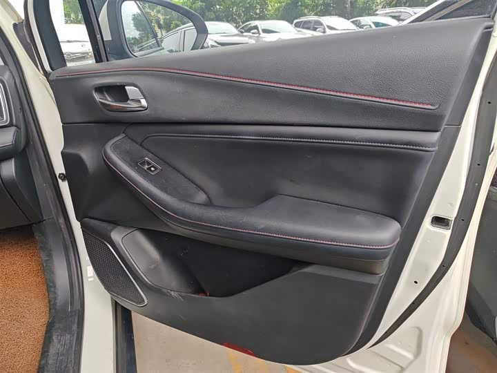 Фото 25 - GAC Trumpchi GS4