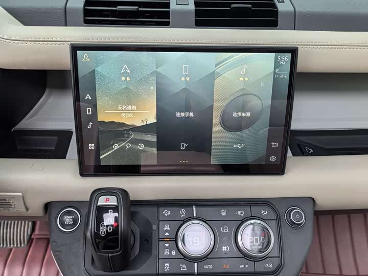 Фото 12 - Land Rover Defender