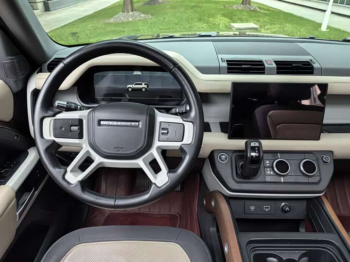 Фото 18 - Land Rover Defender