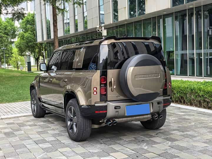 Фото 44 - Land Rover Defender