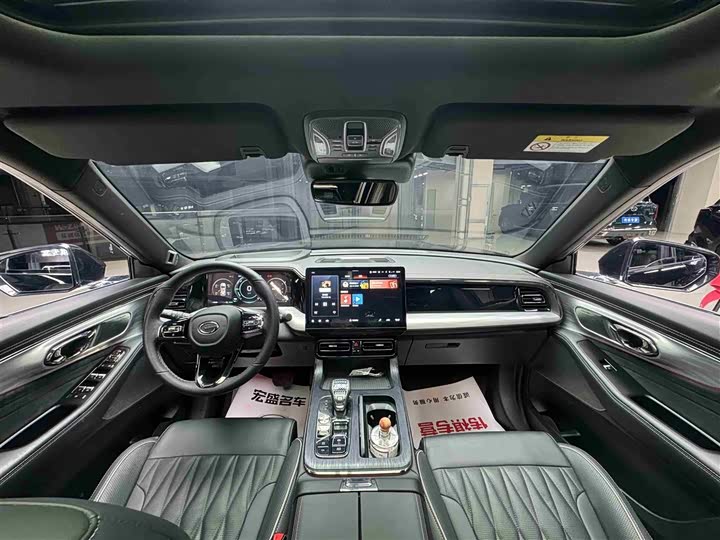 Фото 11 - GAC Trumpchi GS8