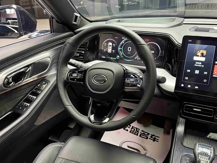 Фото 12 - GAC Trumpchi GS8