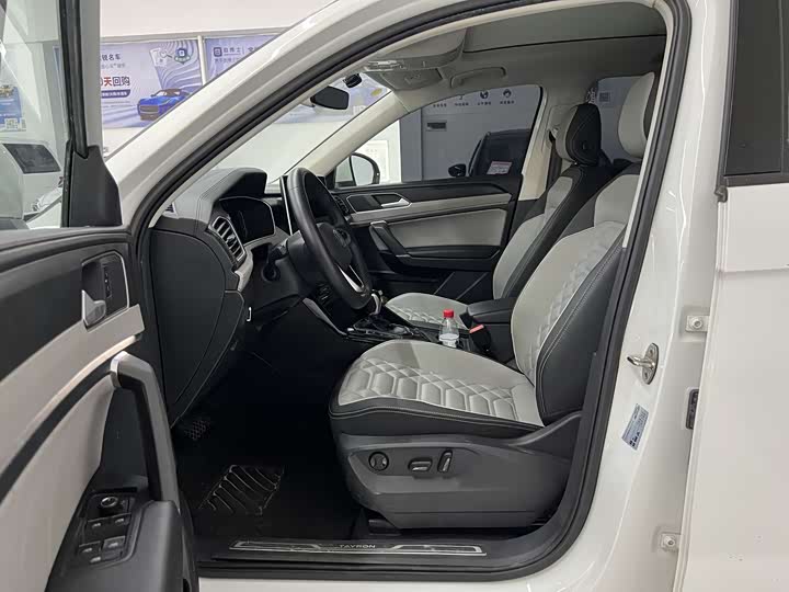 Фото 8 - Volkswagen Tayron