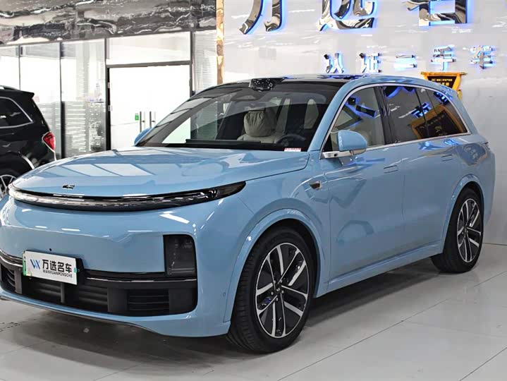 Фото 1 - LiXiang L8