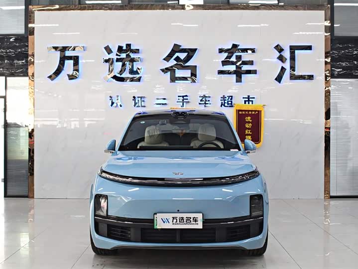 Фото 2 - LiXiang L8