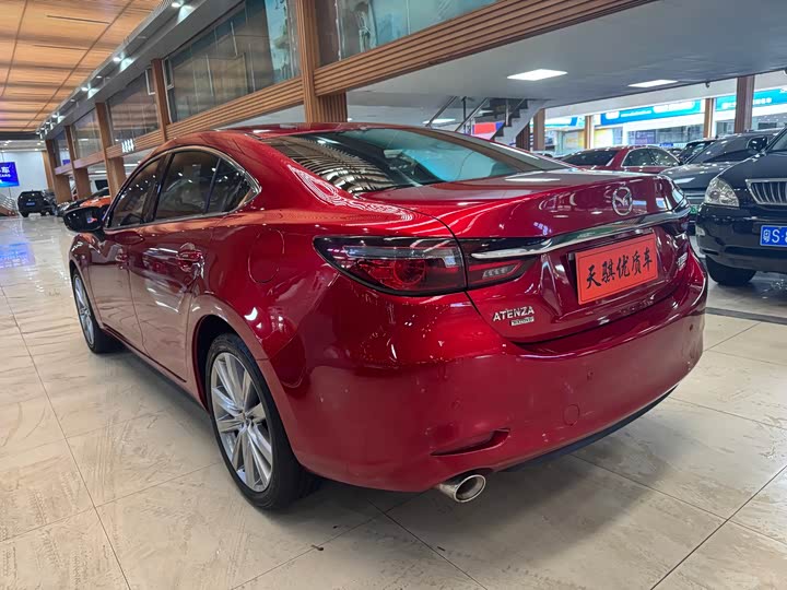 Фото 14 - Mazda Atenza