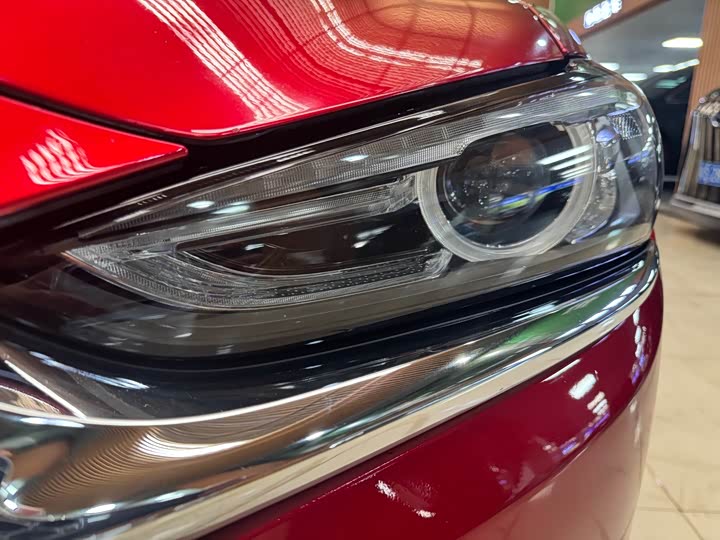 Фото 4 - Mazda Atenza