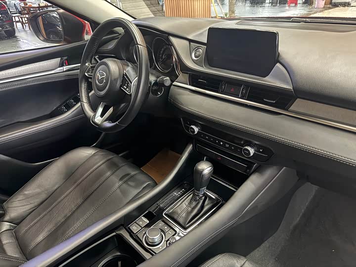 Фото 8 - Mazda Atenza