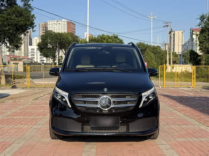 Фото 3 - Mercedes-Benz V-Class