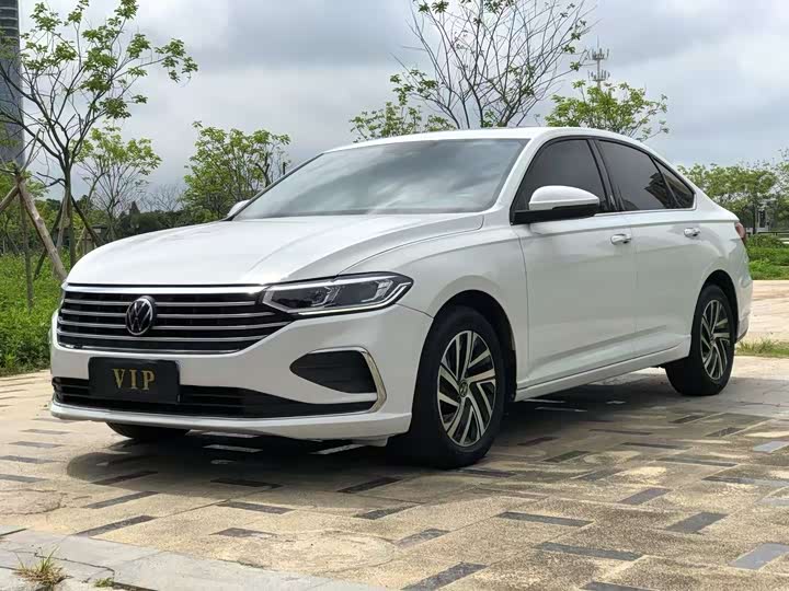 Фото 3 - Volkswagen Lavida