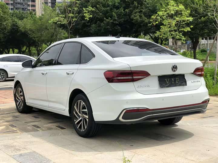 Фото 4 - Volkswagen Lavida