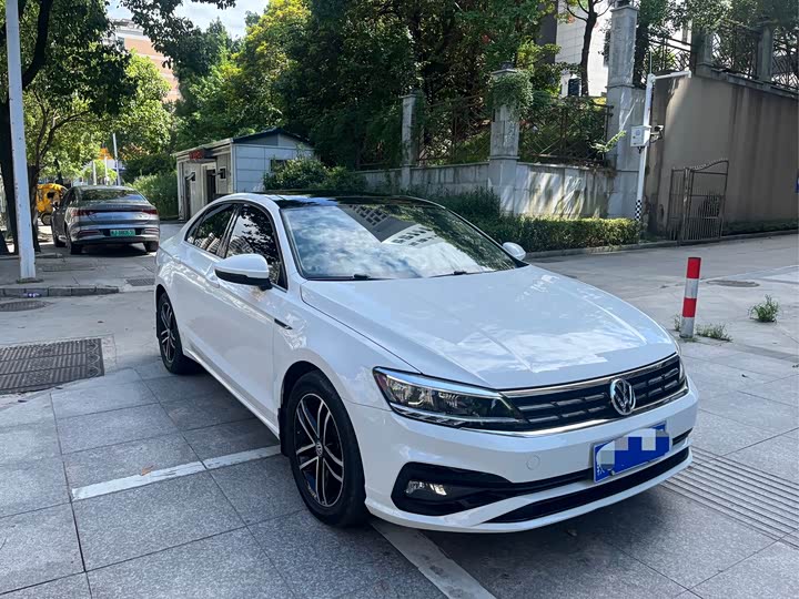 Фото 3 - Volkswagen Lamando L