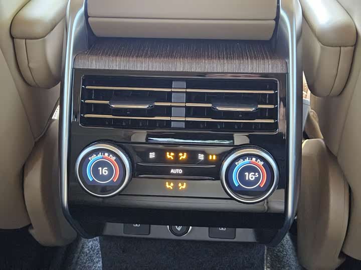 Фото 13 - Land Rover Range Rover