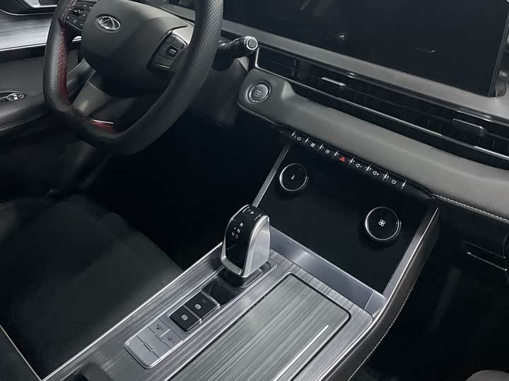 Фото 10 - Chery Tiggo 7